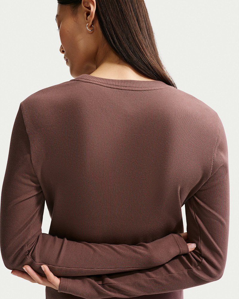 Nike Nike Sportswear Women's Tight Long-Sleeve Ribbed T-Shirt outlook