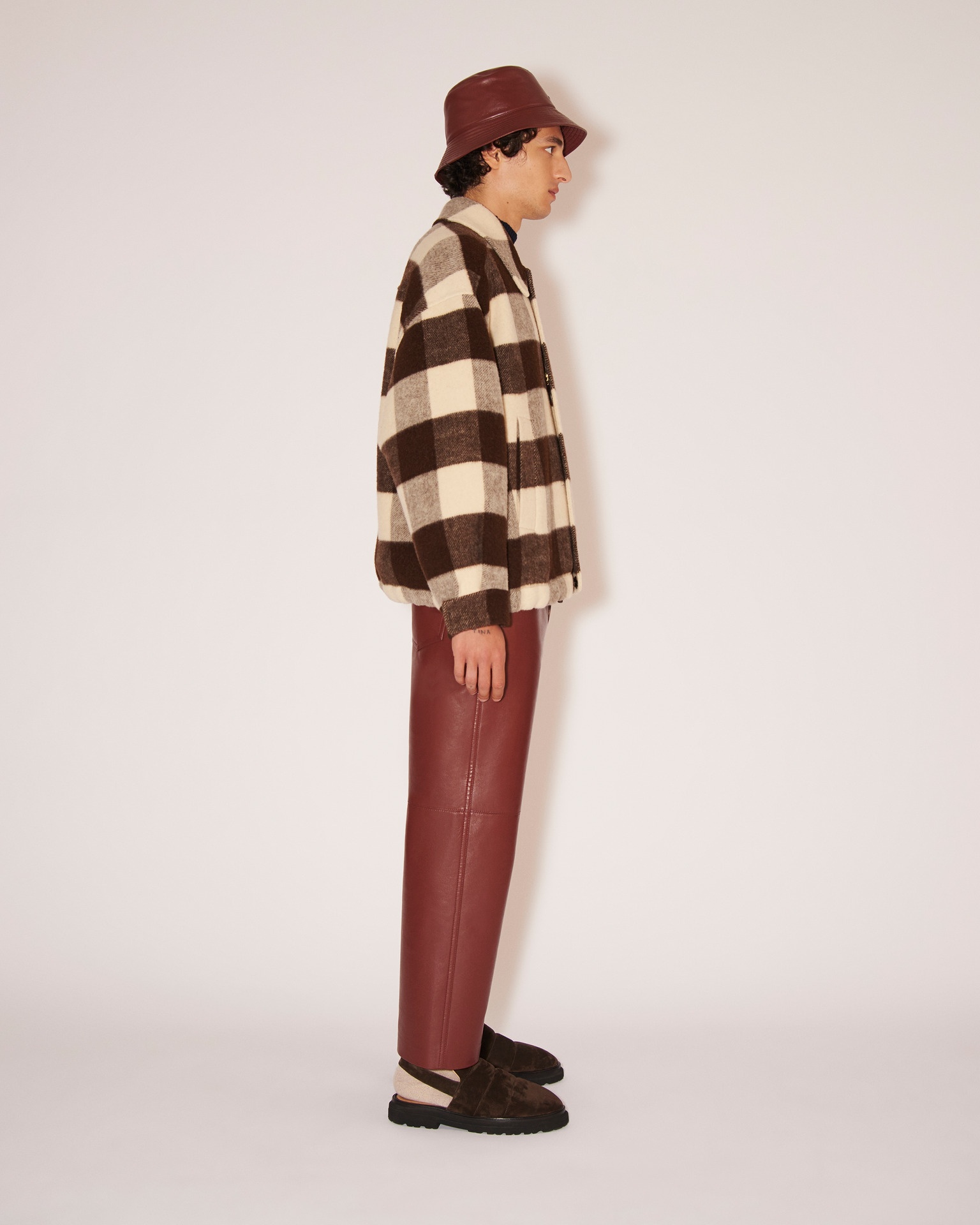 CARAN - Regenerated Leather bucket hat - Mahogany - 3