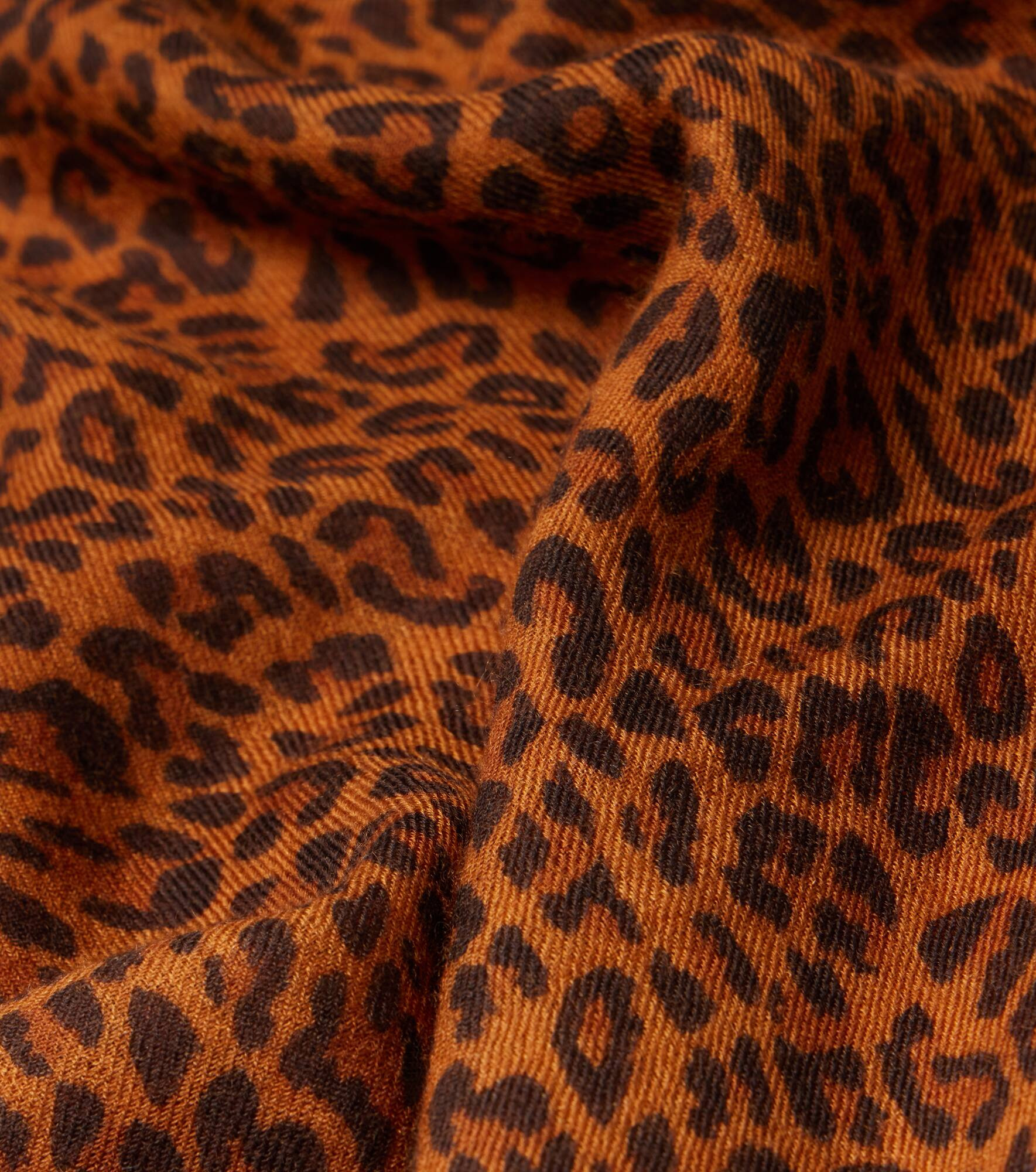 Leopard-print cashmere and wool scarf - 4