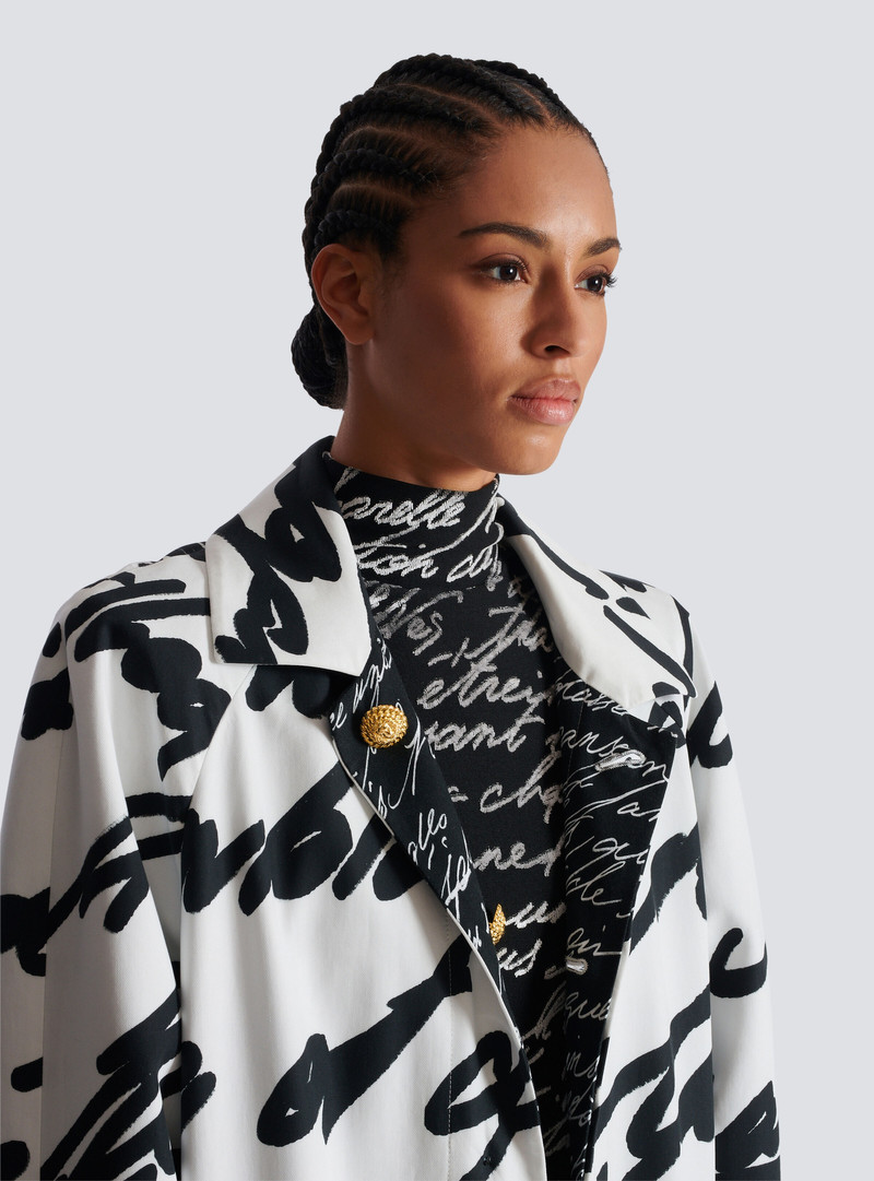 Long reversible coat with "Love Letter" print 7