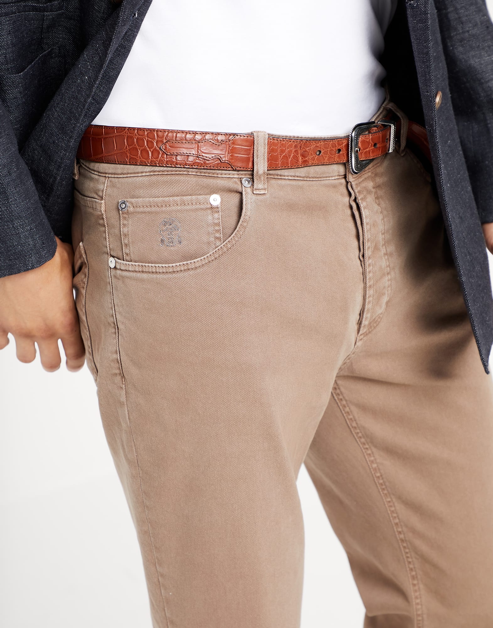 Garment-dyed comfort lightweight denim traditional fit five-pocket trousers - 3