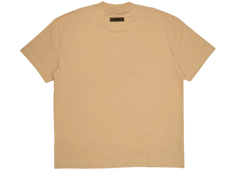 ESSENTIALS Fear of God Essentials SS Tee Sand outlook