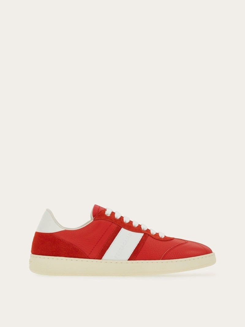LOW SNEAKER WITH SIGNATURE - 1