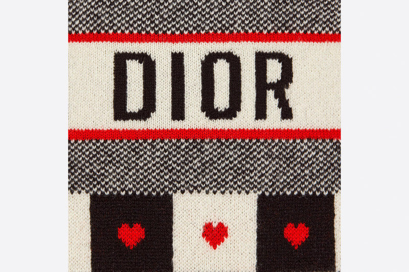 Dioramour Sweater 3