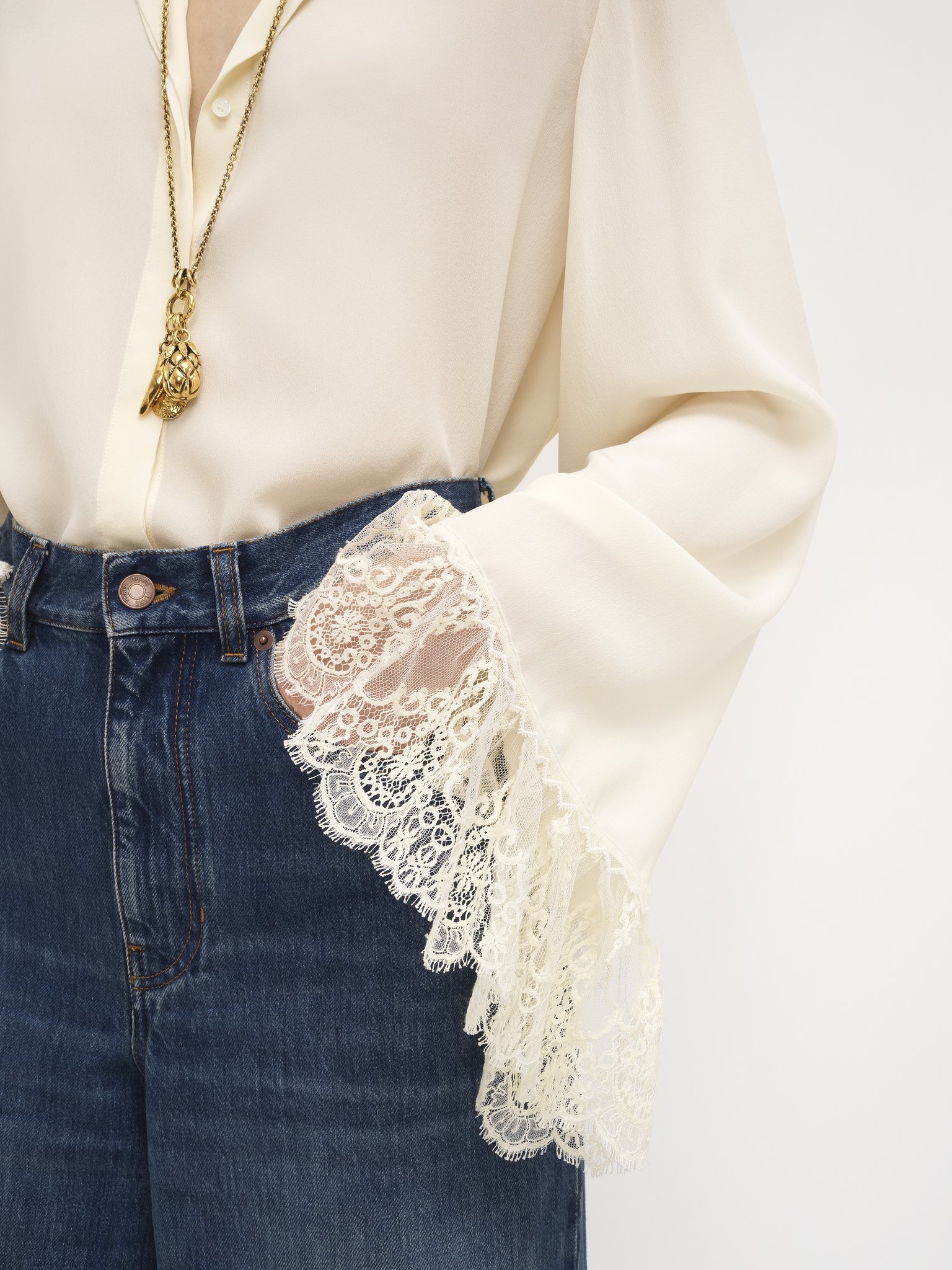 COLLARLESS FLUID BLOUSE IN CRÊPE DE CHINE - 6