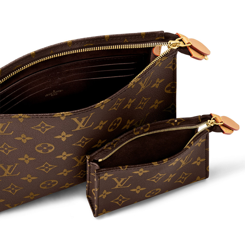 Toiletry Pouch On Chain 6