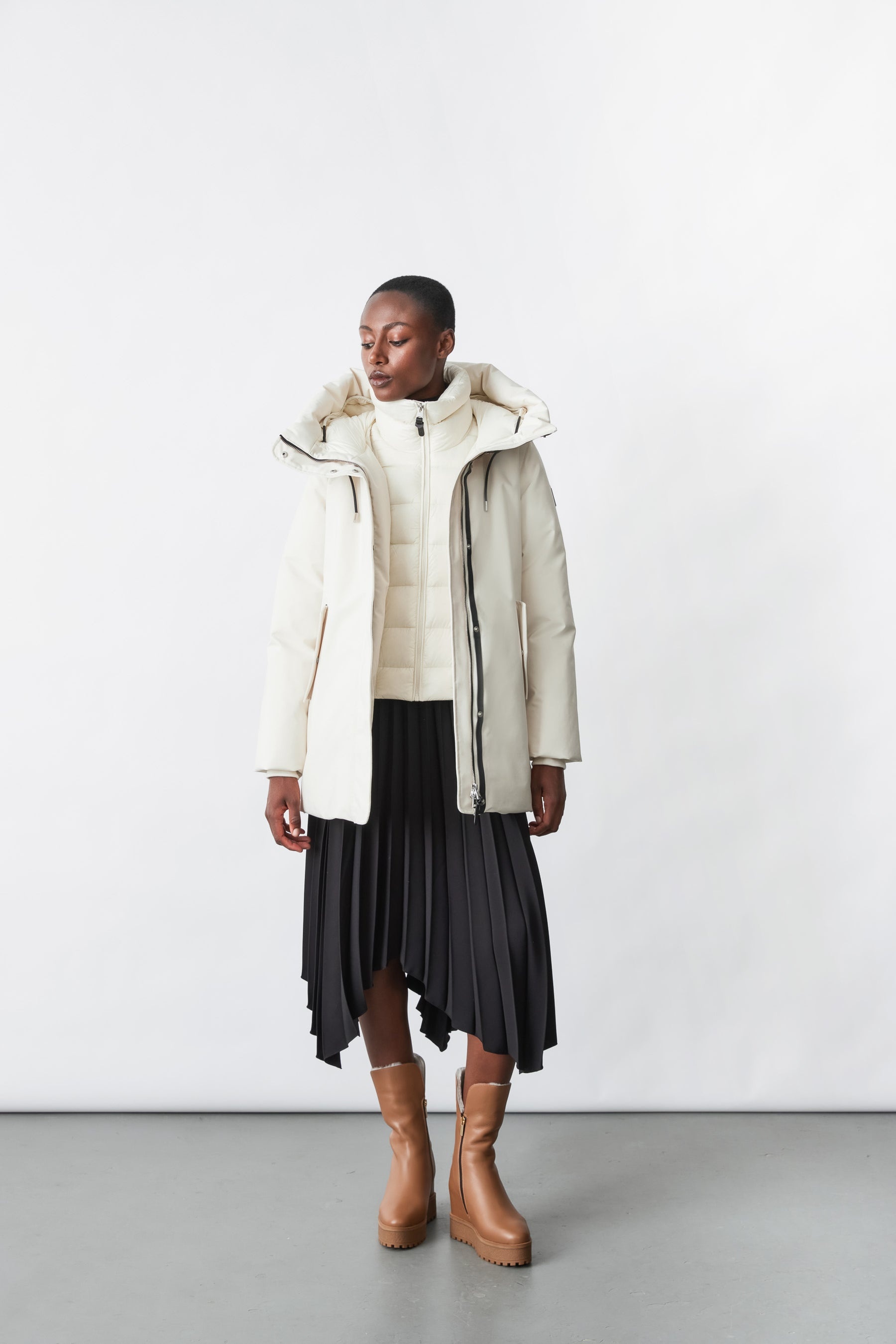 KINSLEE 2-in-1 oversized down parka with bib - 8
