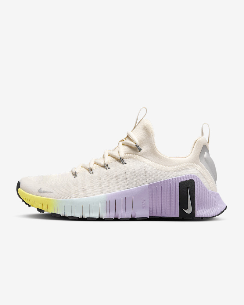 Nike Free Metcon 6 SE Women's Workout Shoes - 1