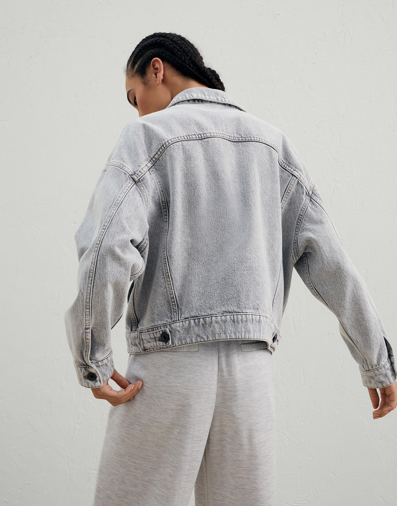 Authentic denim jacket with shiny tab 2