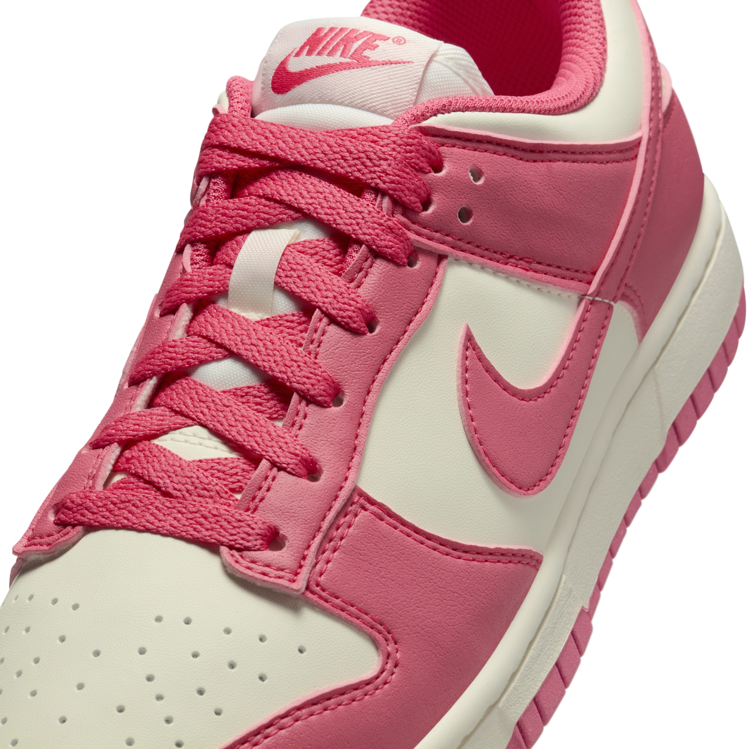 Nike Women's Dunk Low Shoes - 7