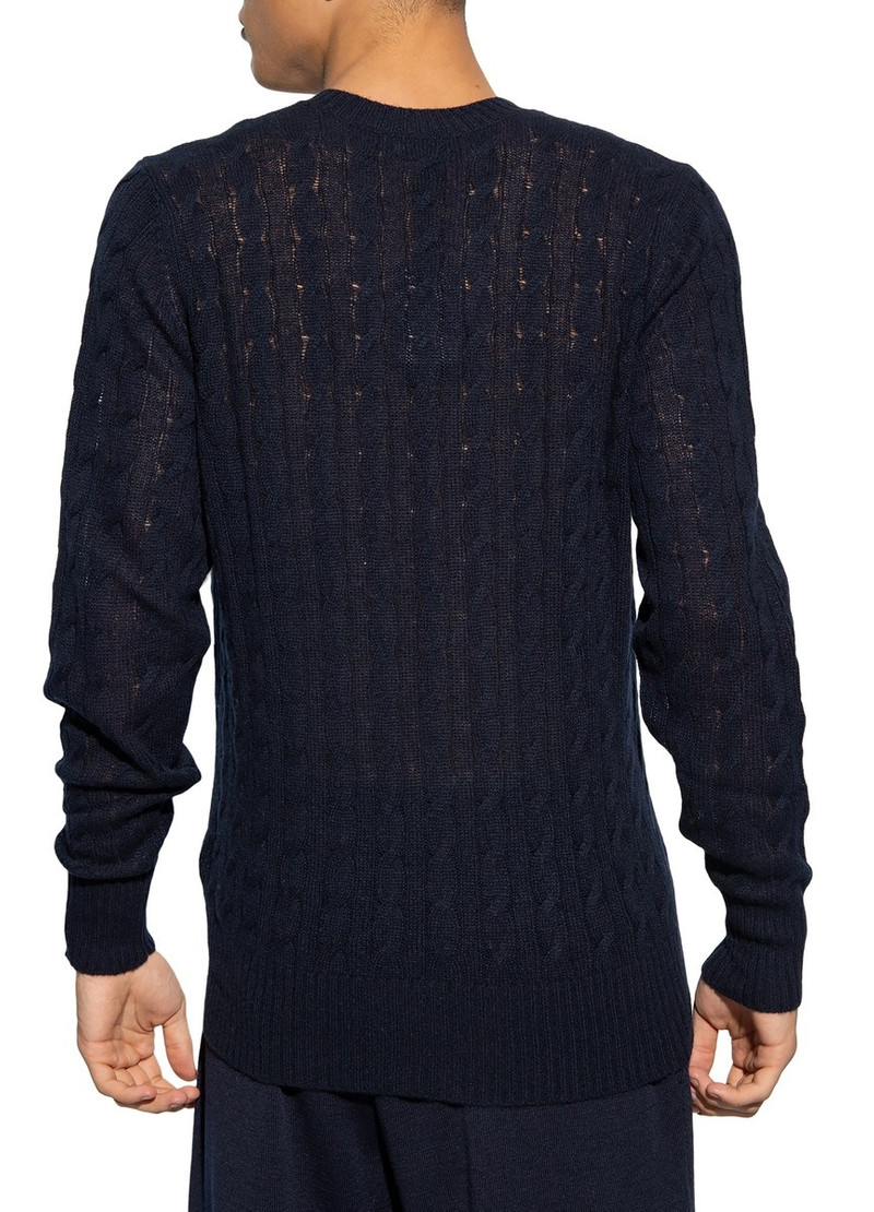 Cashmere sweater 3