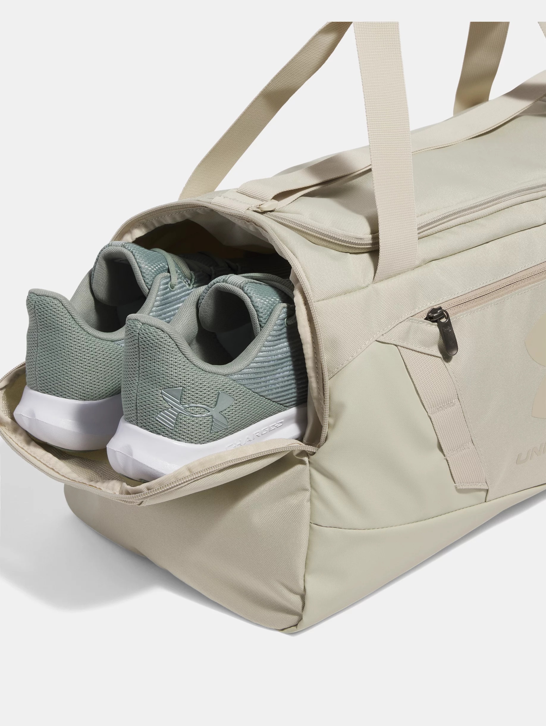 UA Undeniable 5.0 Small - 3