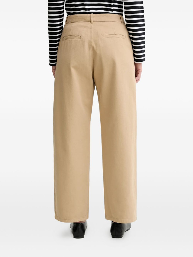 low-waist pocket trousers 3