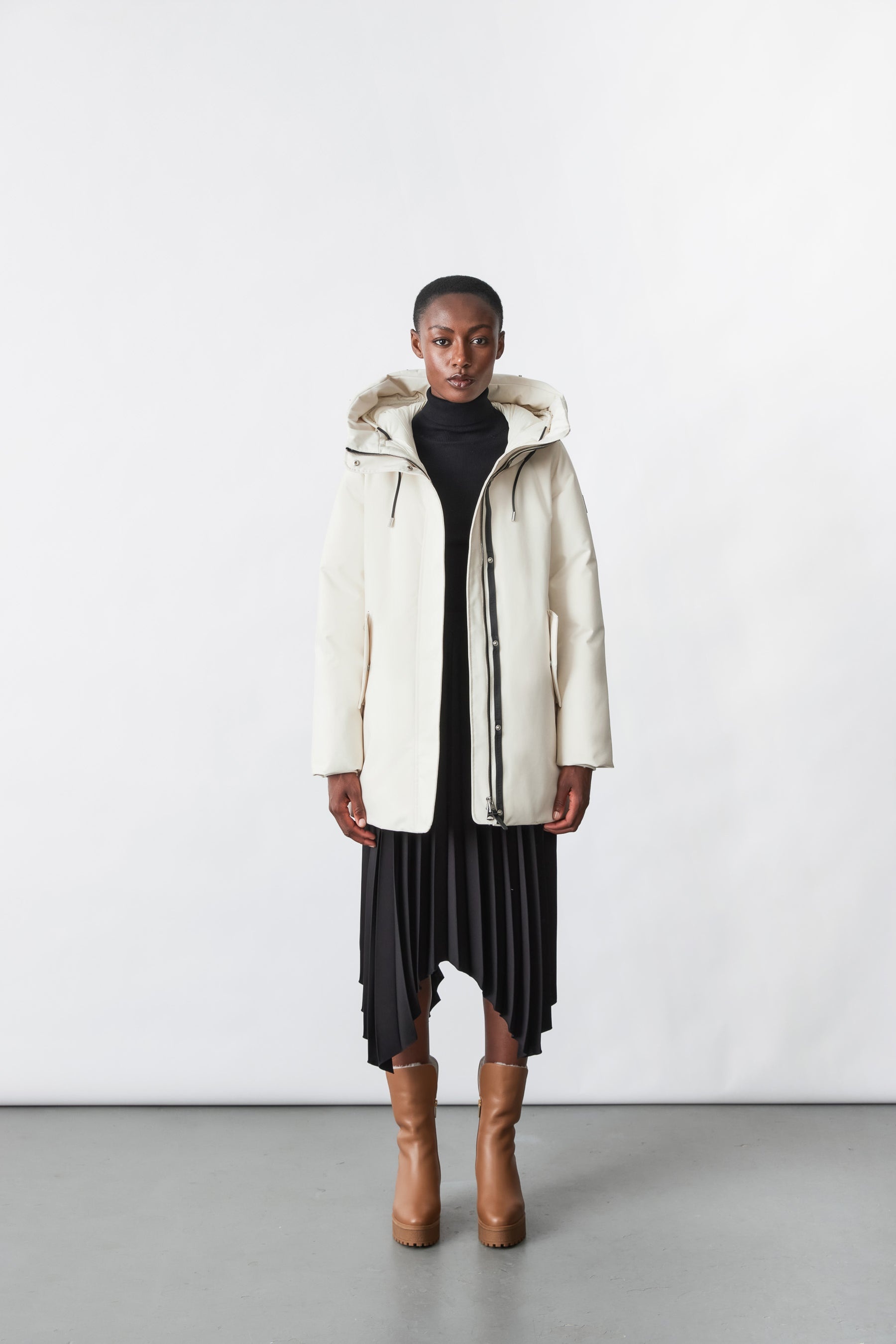 KINSLEE 2-in-1 oversized down parka with bib and natural fur - 7