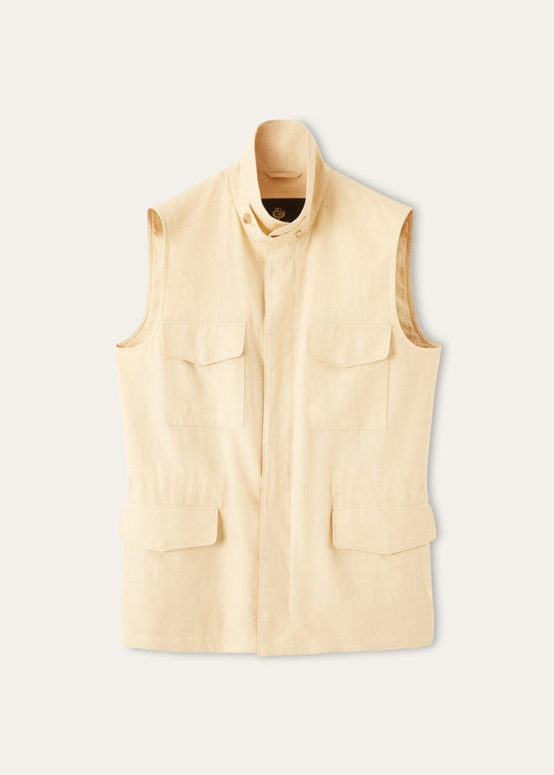 Traveler Vest 1