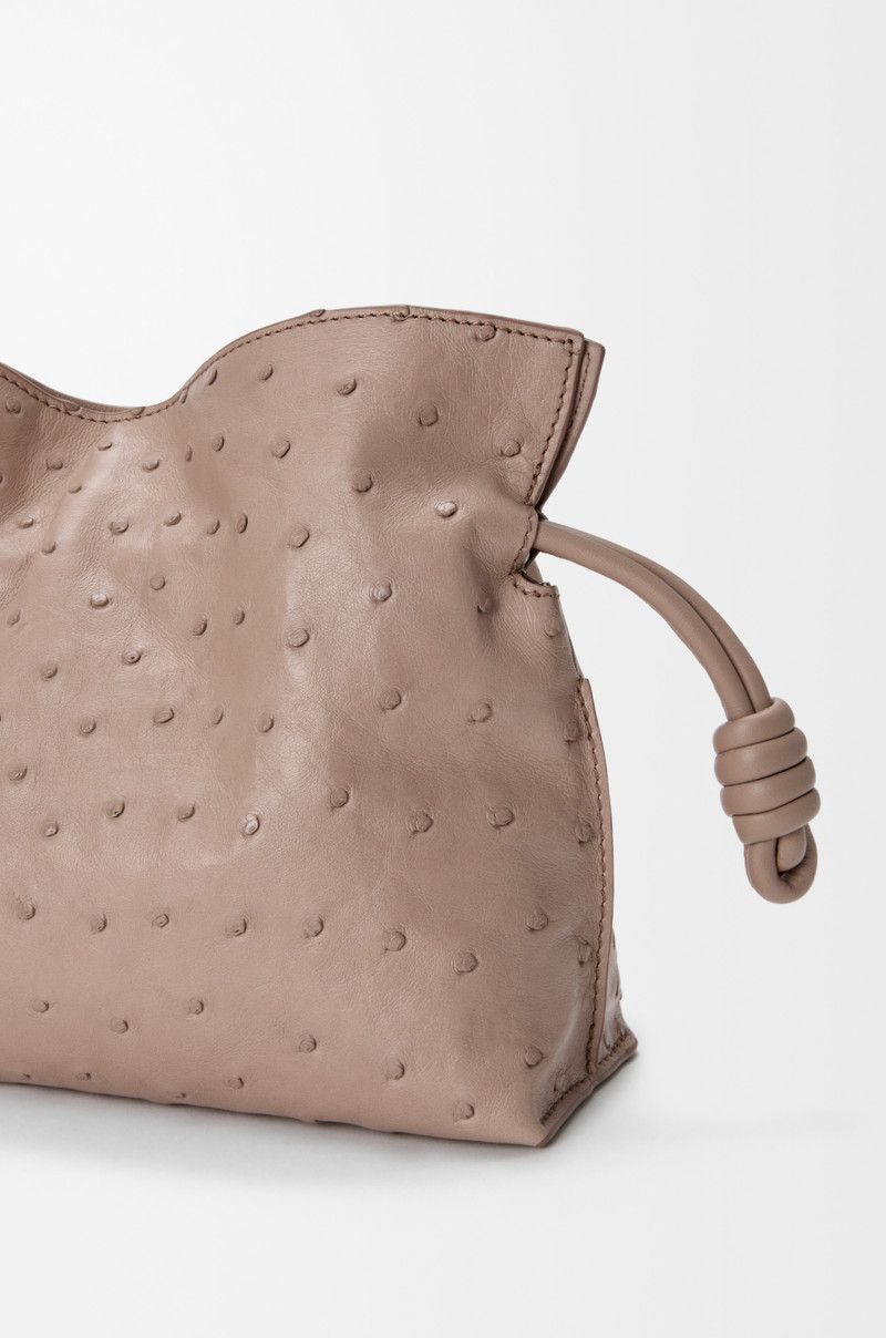 Mini Flamenco clutch in ostrich 6