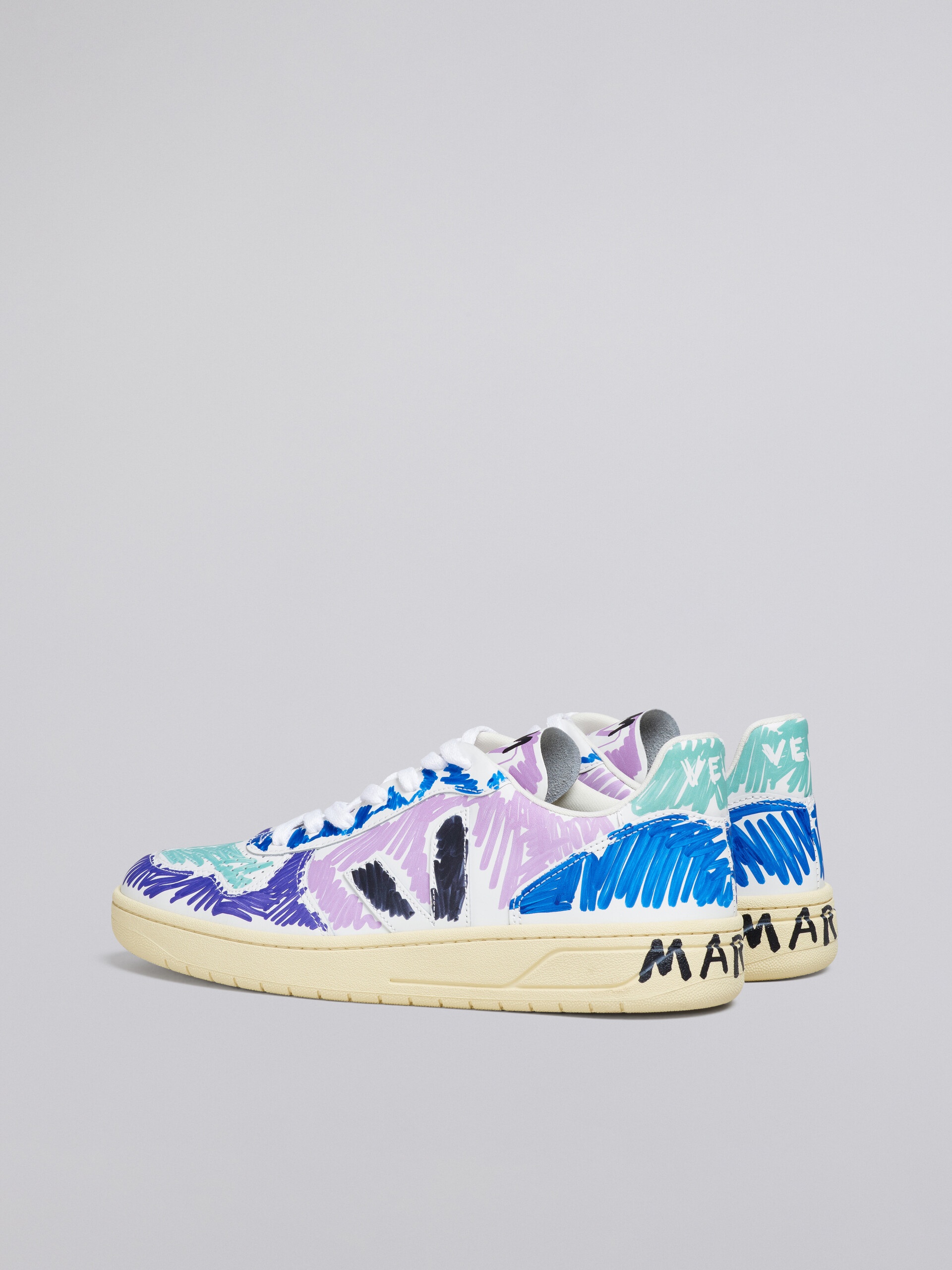 V-10 VEJA X MARNI - 3