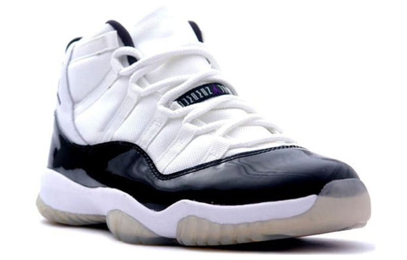 Jordan Air Jordan 11 Retro 'Concord' 2000 136046-101 outlook