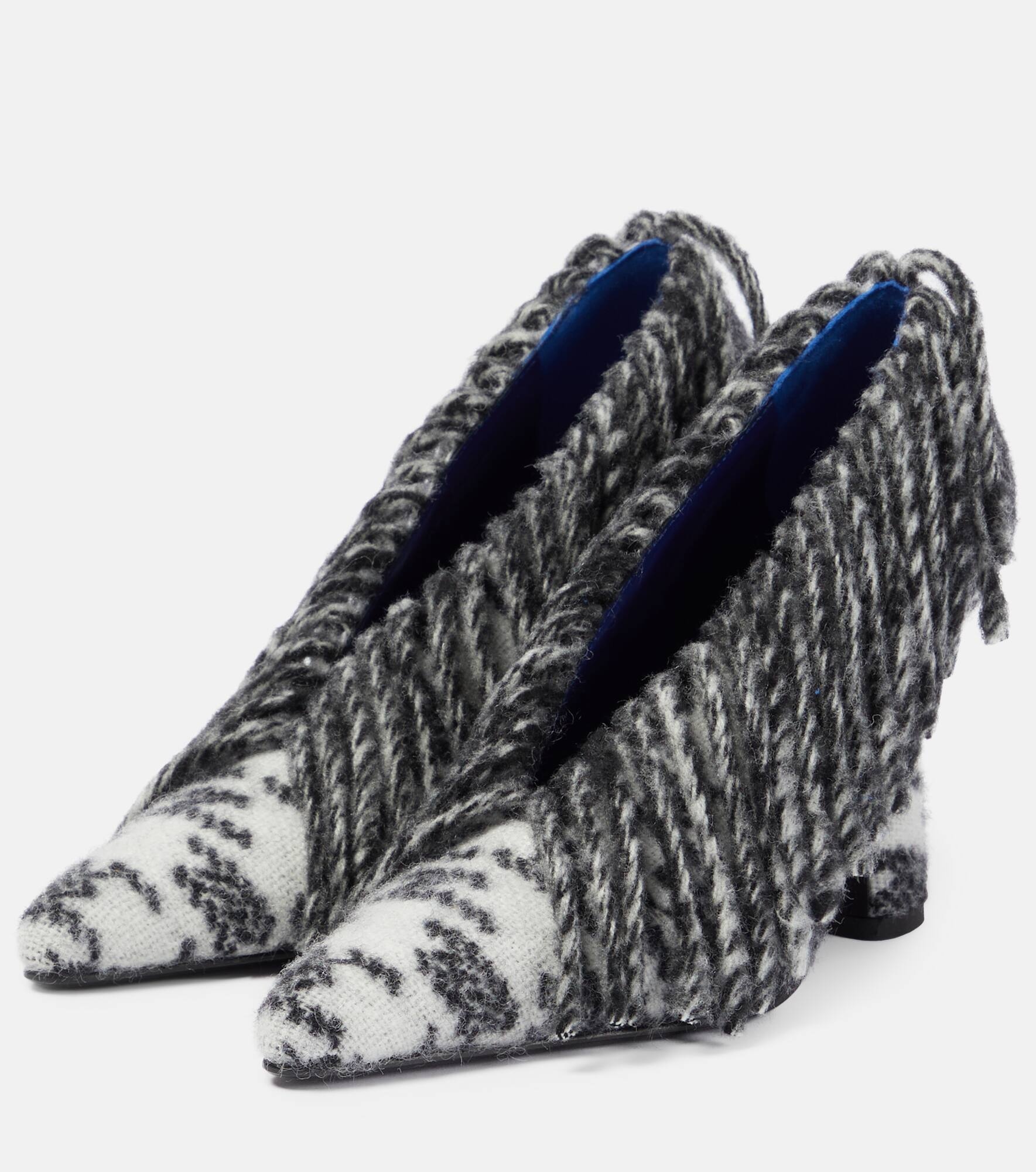 Sweep 100 fringed wool pumps - 5