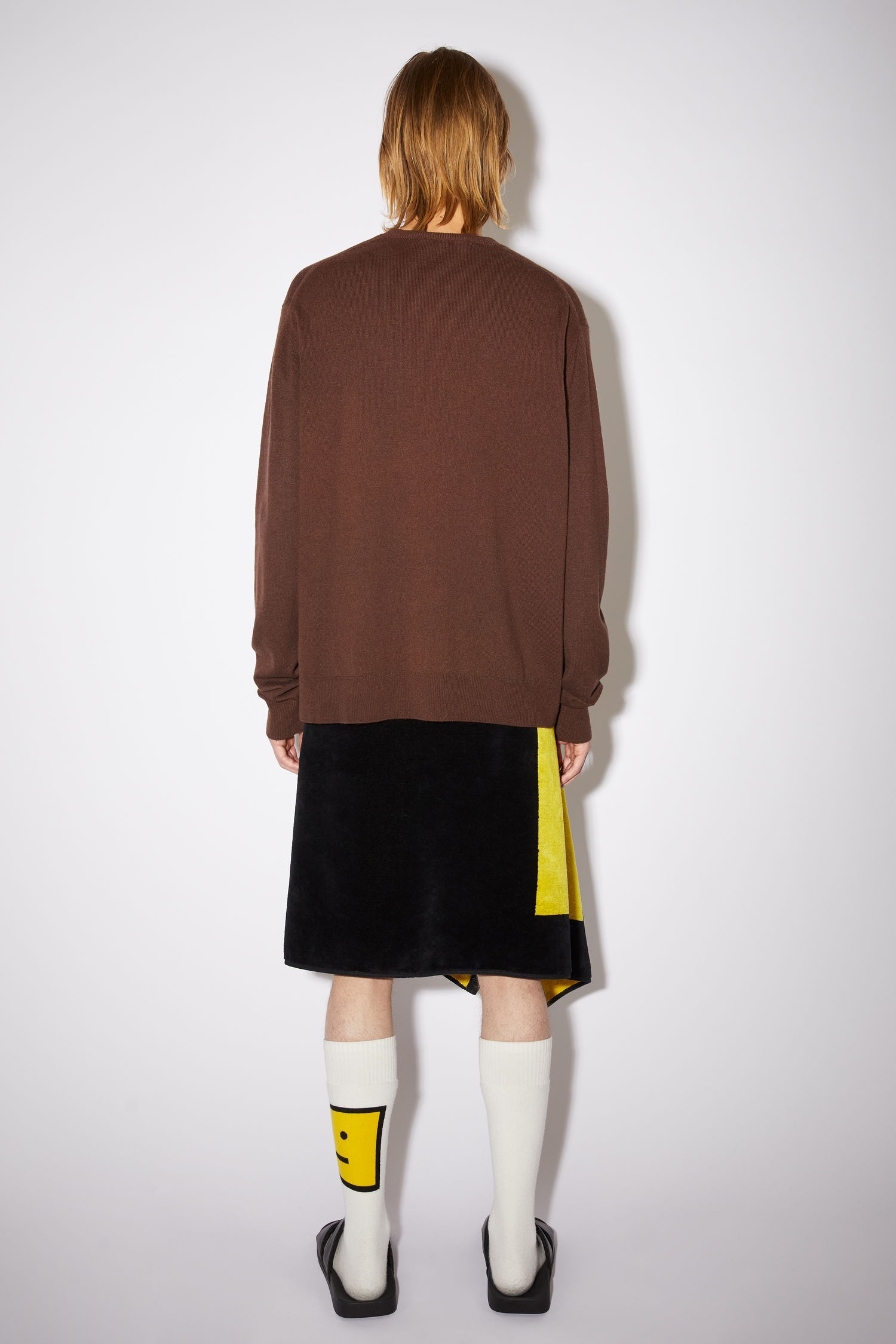 Crew neck sweater - Dark brown - 3