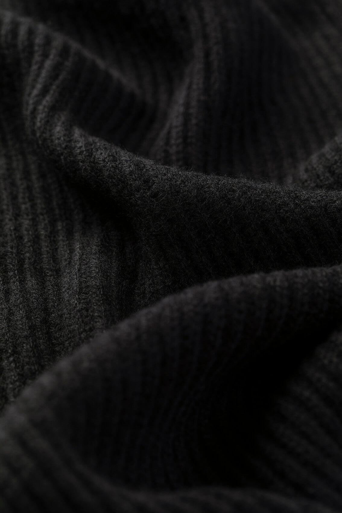 Black Cashmere Ribbed Scarf - 2
