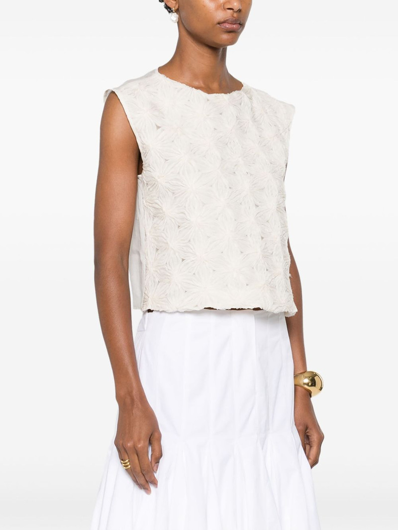floral-appliqué blouse 3