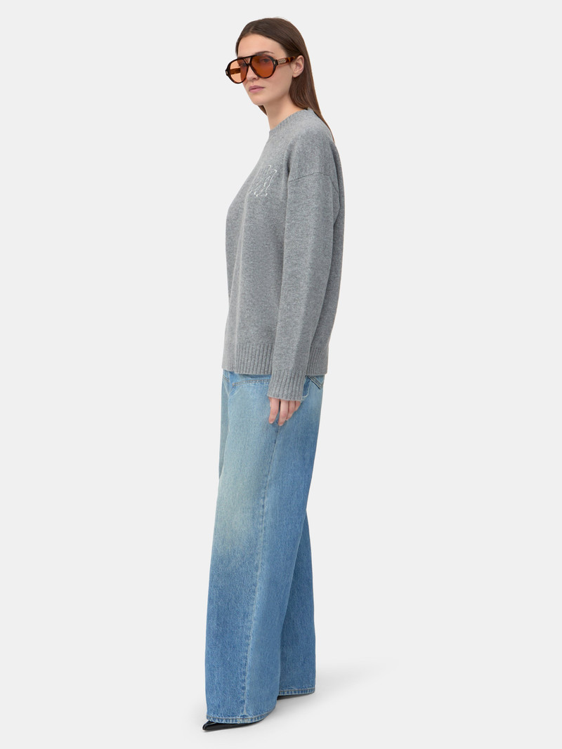 WOMEN'S MA APPLIQUE SWEATER 3