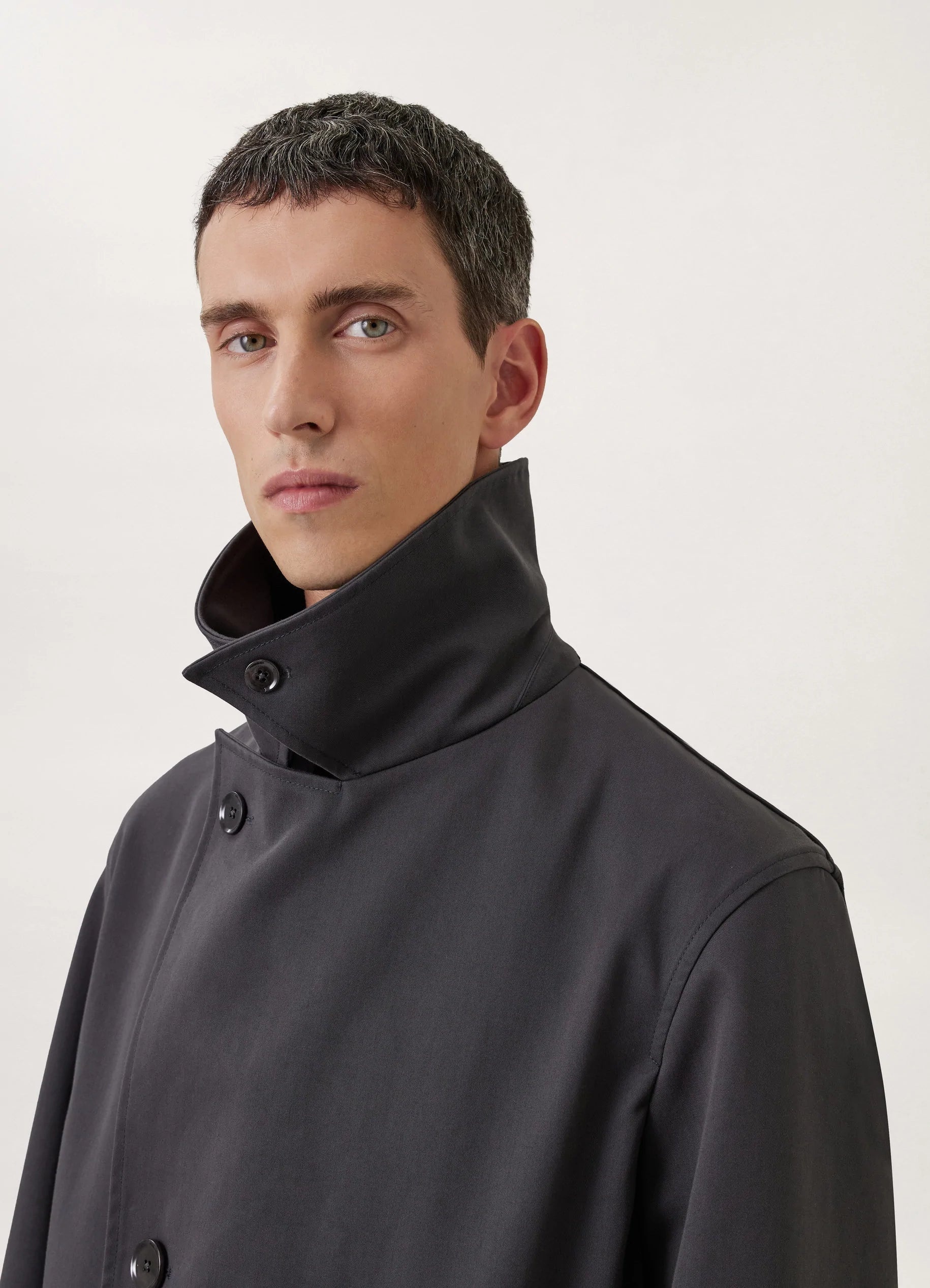 MILITARY DOUBLE BREASTED TRENCH
BONDED COTTON - 10