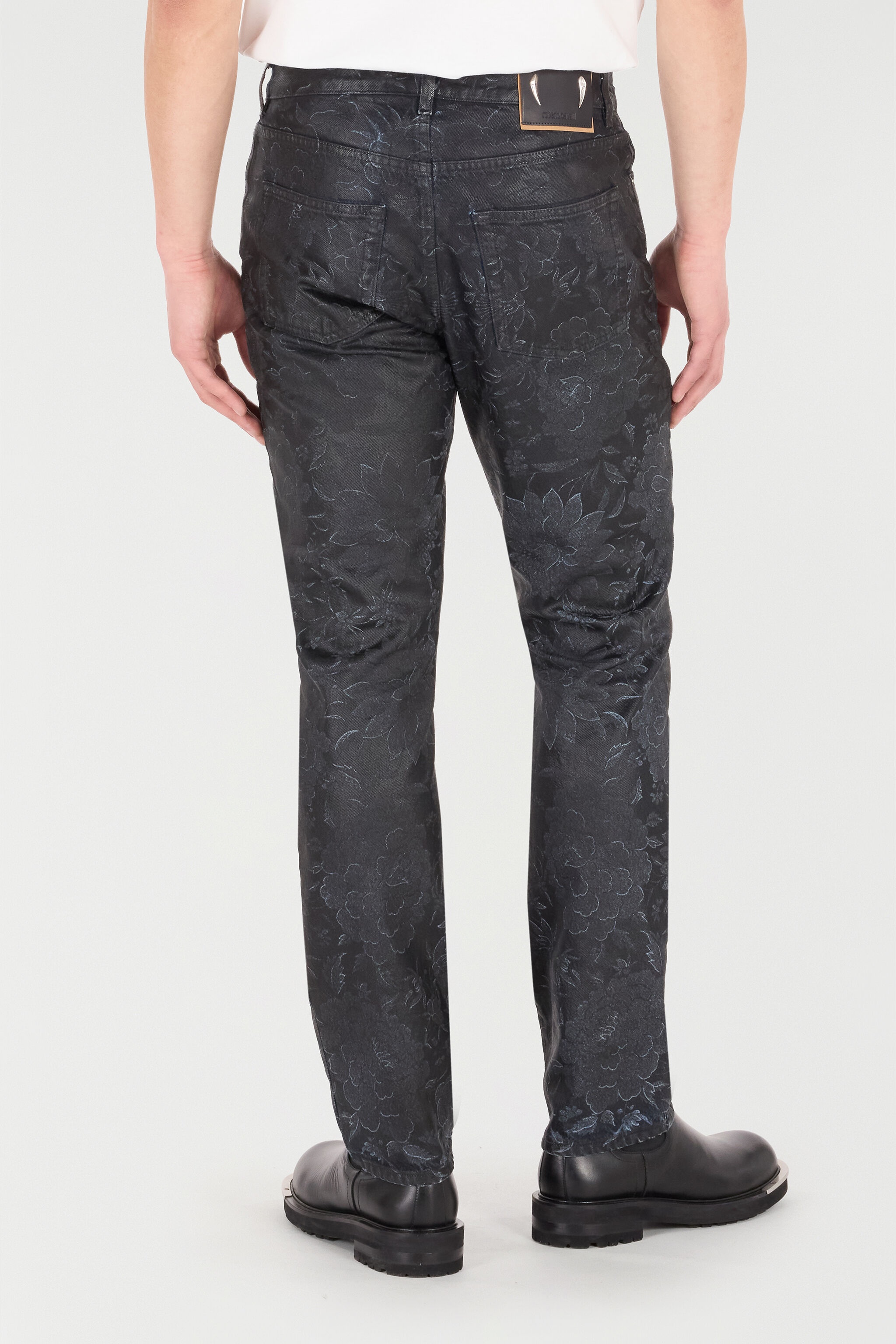 Jeans With Floral Pattern And Discoloration - 4