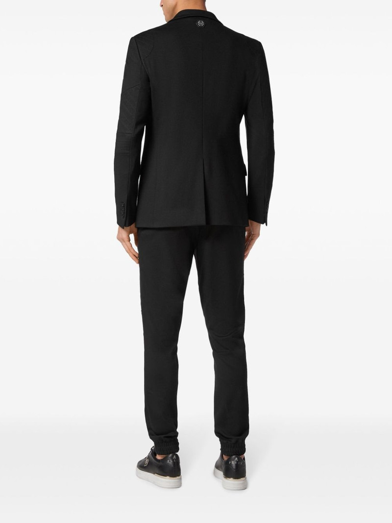single breasted suit 3