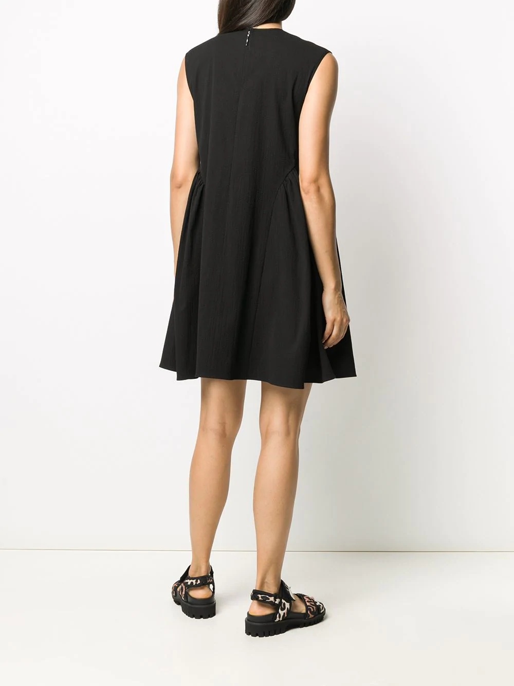 loose-fit sleeveless dress - 4