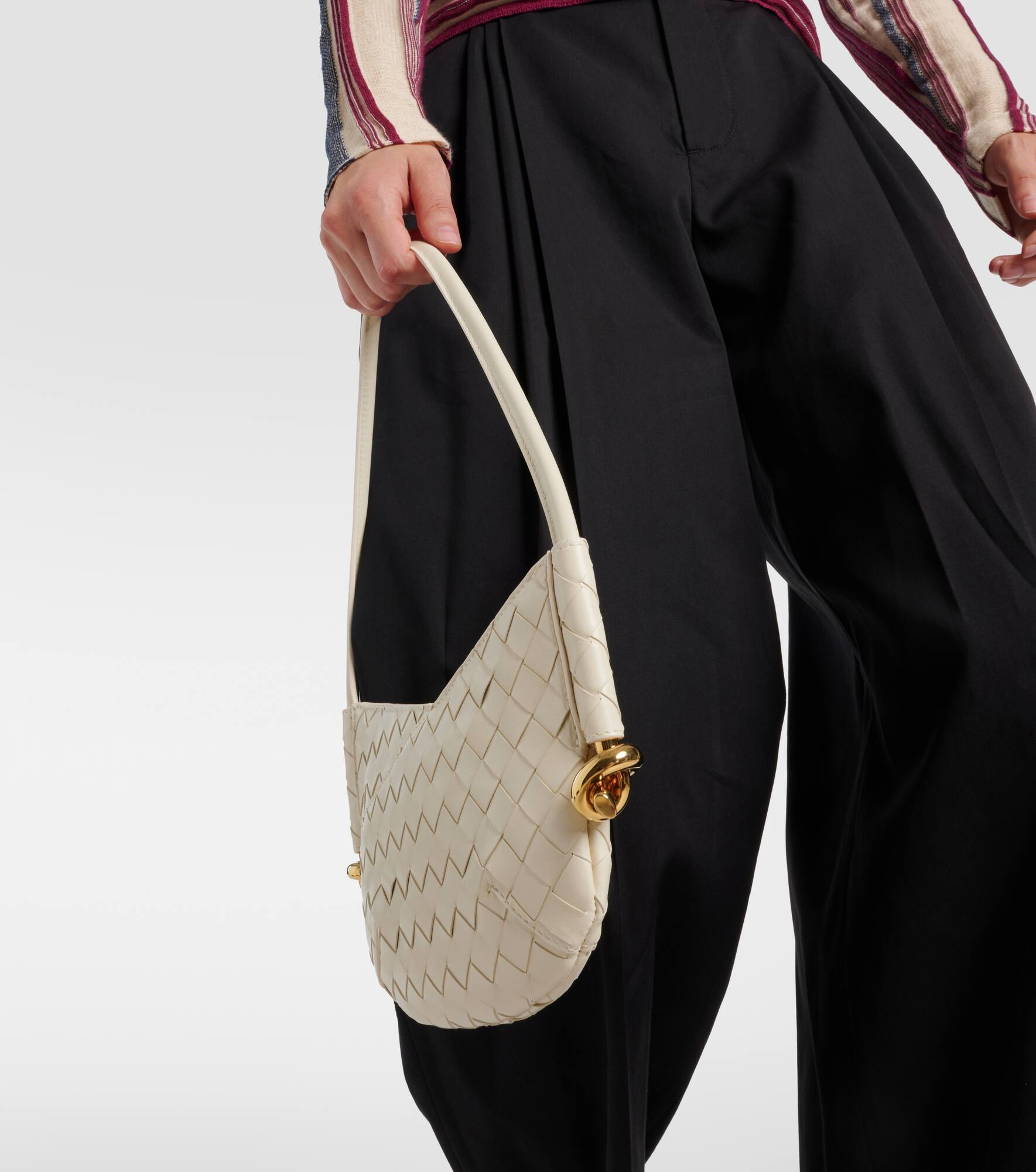 Solstice Mini leather shoulder bag - 7