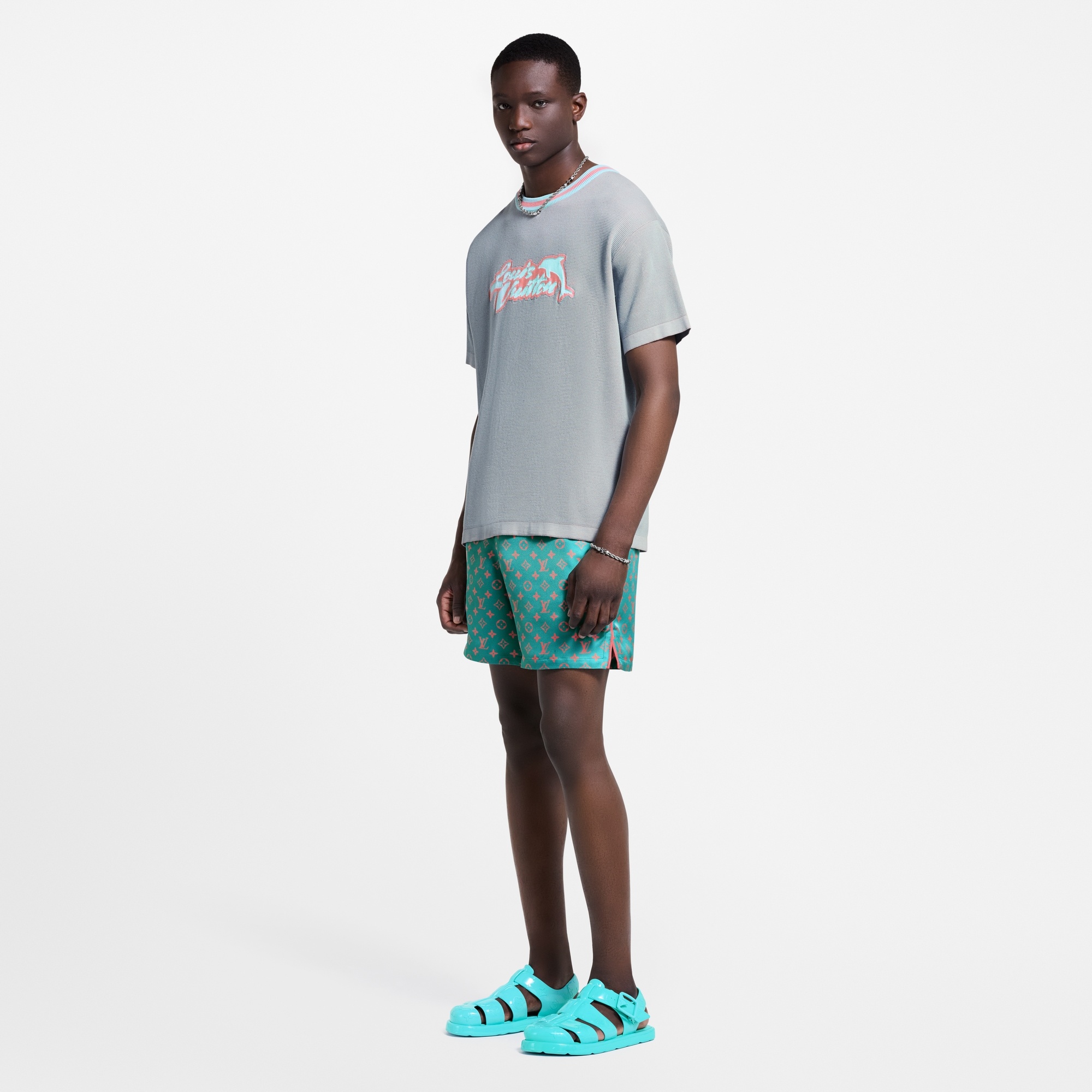 Graphic Short-Sleeved Crewneck - 4