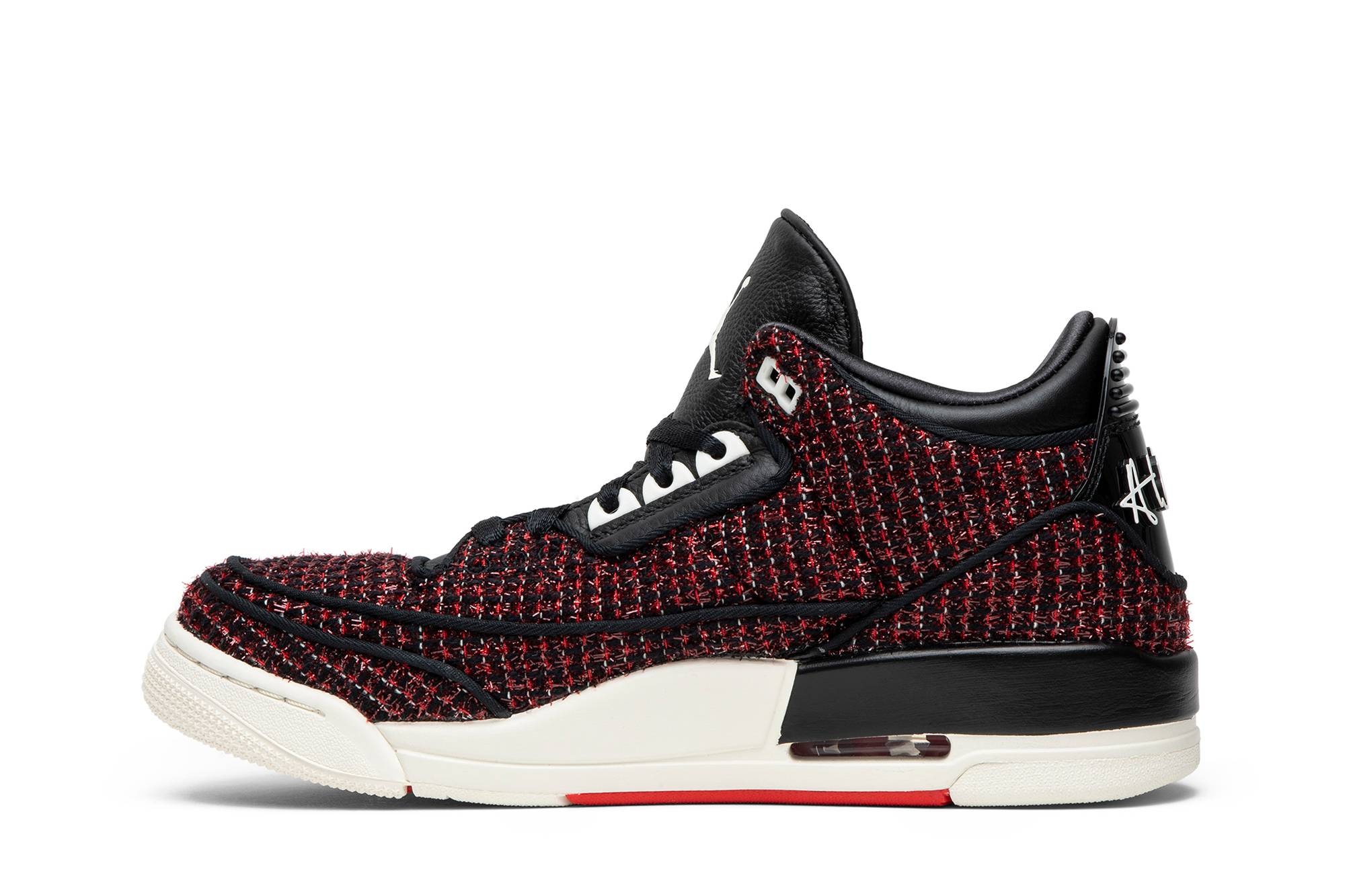 Anna Wintour x Wmns Air Jordan 3 Retro 'University Red' - 3
