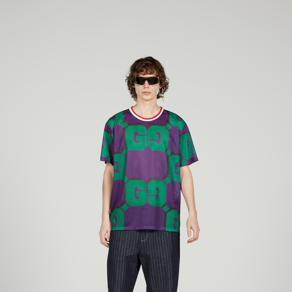 Tシャツ・カットソー GUCCI 'Gucci Incrocio GG' print T-shirt GUCCI T-shirt with '25 Gucci' print | REVERSIBLE