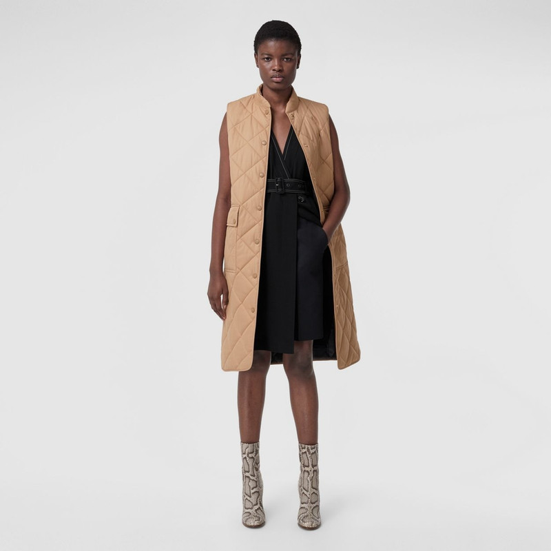Burberry Diamond Quilted Cotton Gabardine Gilet outlook
