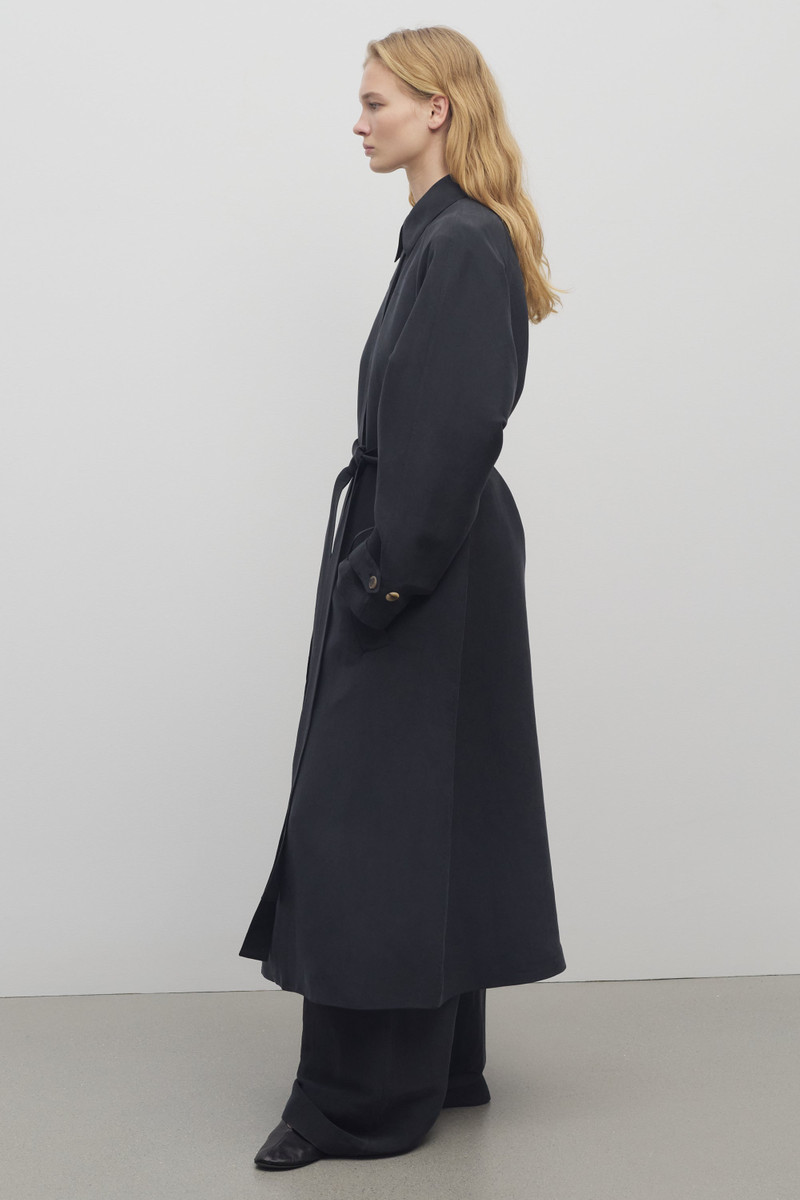 Ryo Coat in Silk 5