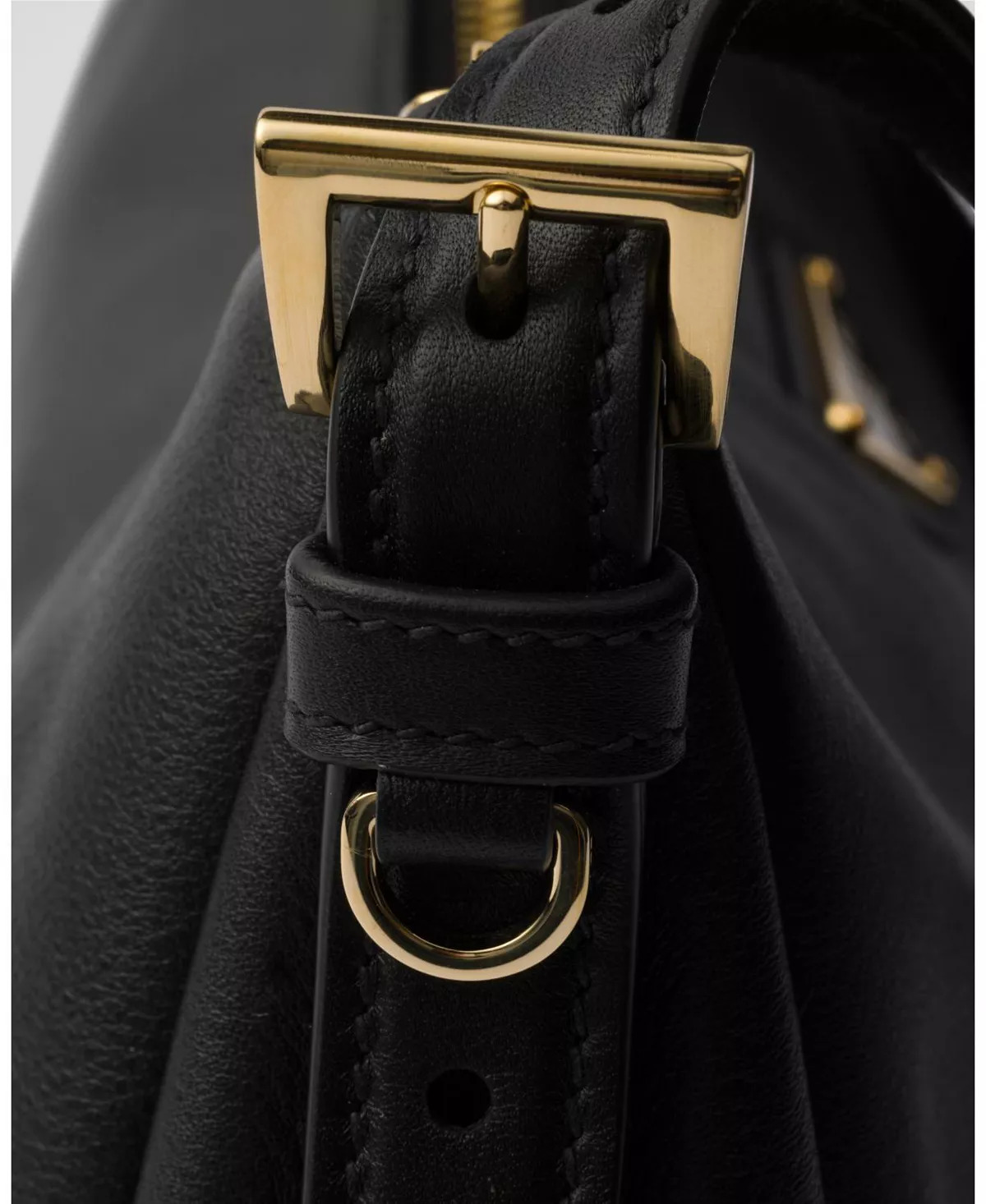 Aimee Medium Leather Shoulder Bag - 8