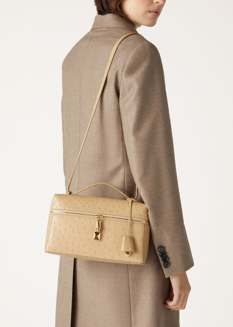 Loro Piana Extra Bag L27 outlook