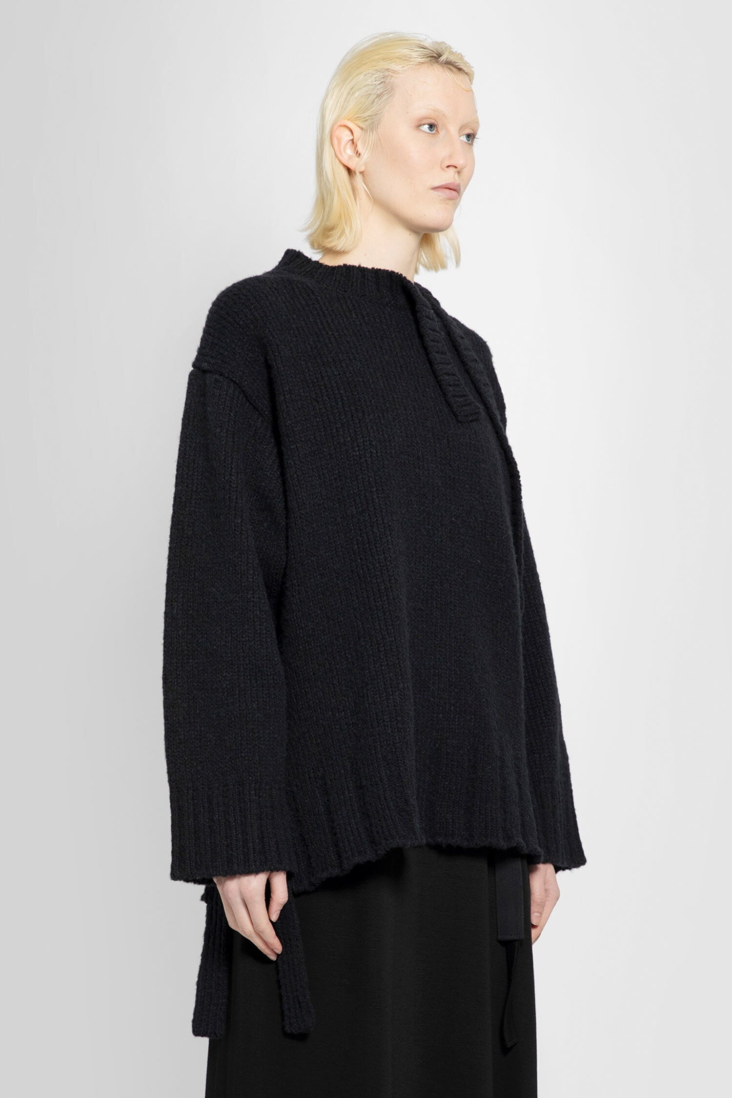 YOHJI YAMAMOTO WOMAN BLACK KNITWEAR - 2