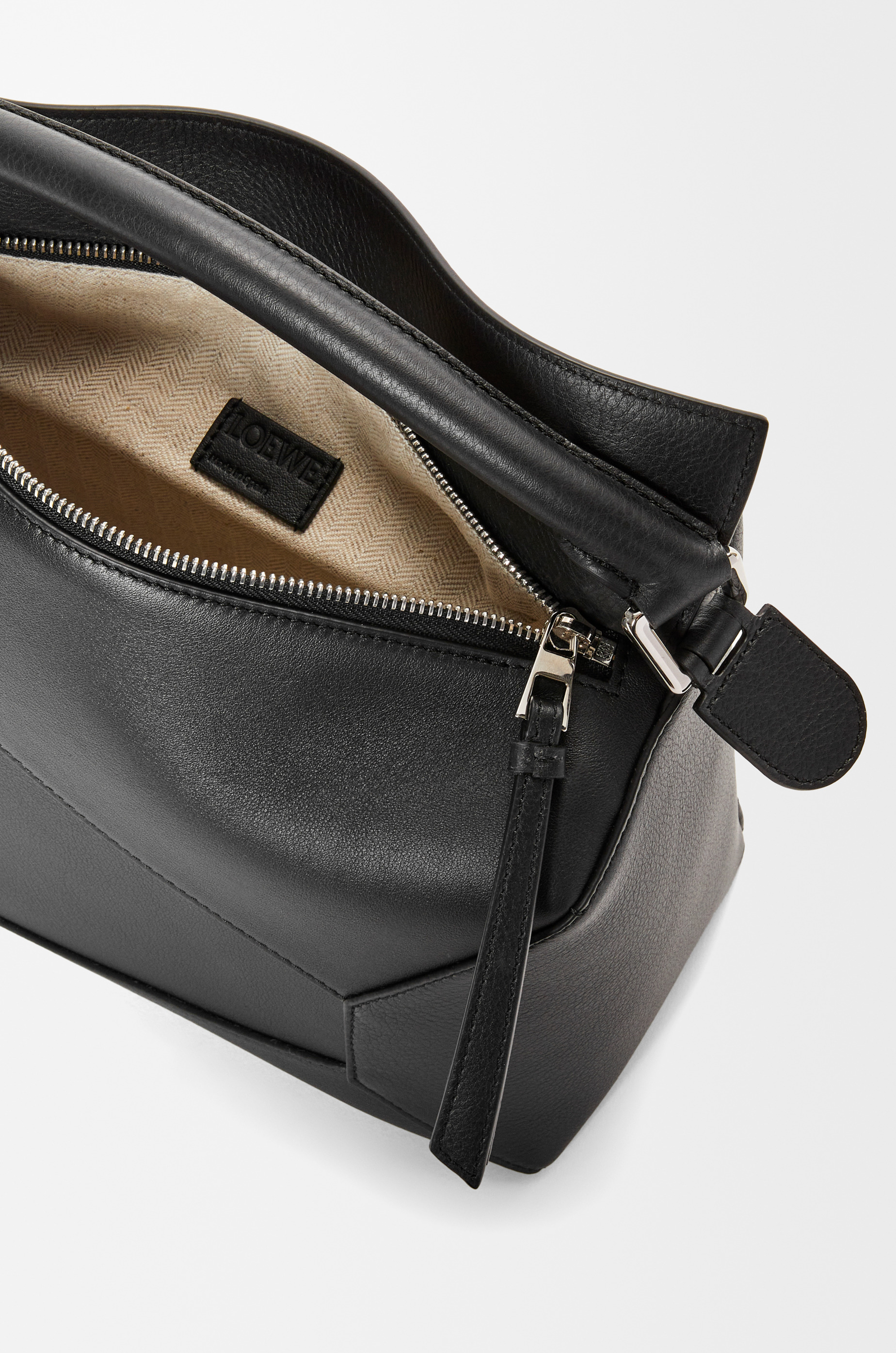 Medium Puzzle Edge bag in classic calfskin - 8