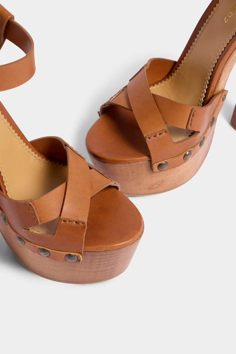 BONDAGE SANDAL CLOGS 5