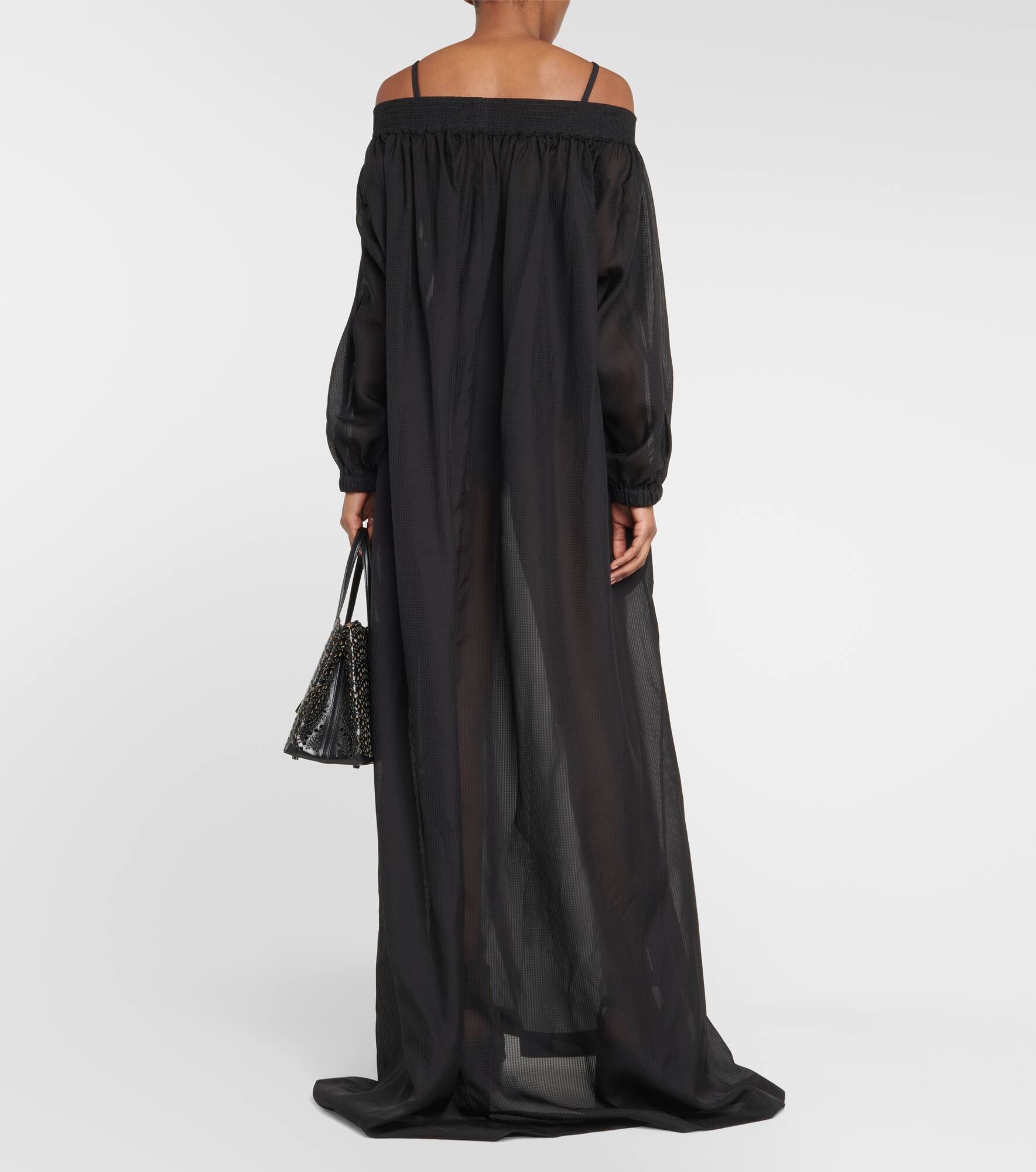 Off-shoulder maxi dress - 3