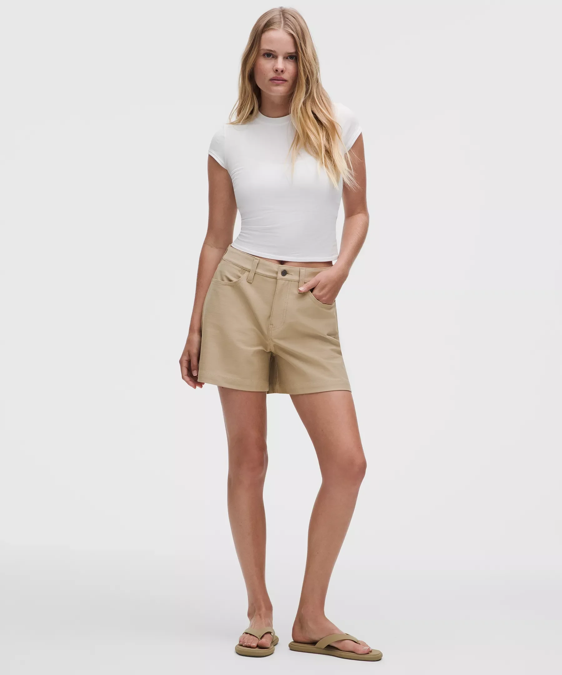 EasyFive Mid-Rise Short 4.5" - 1