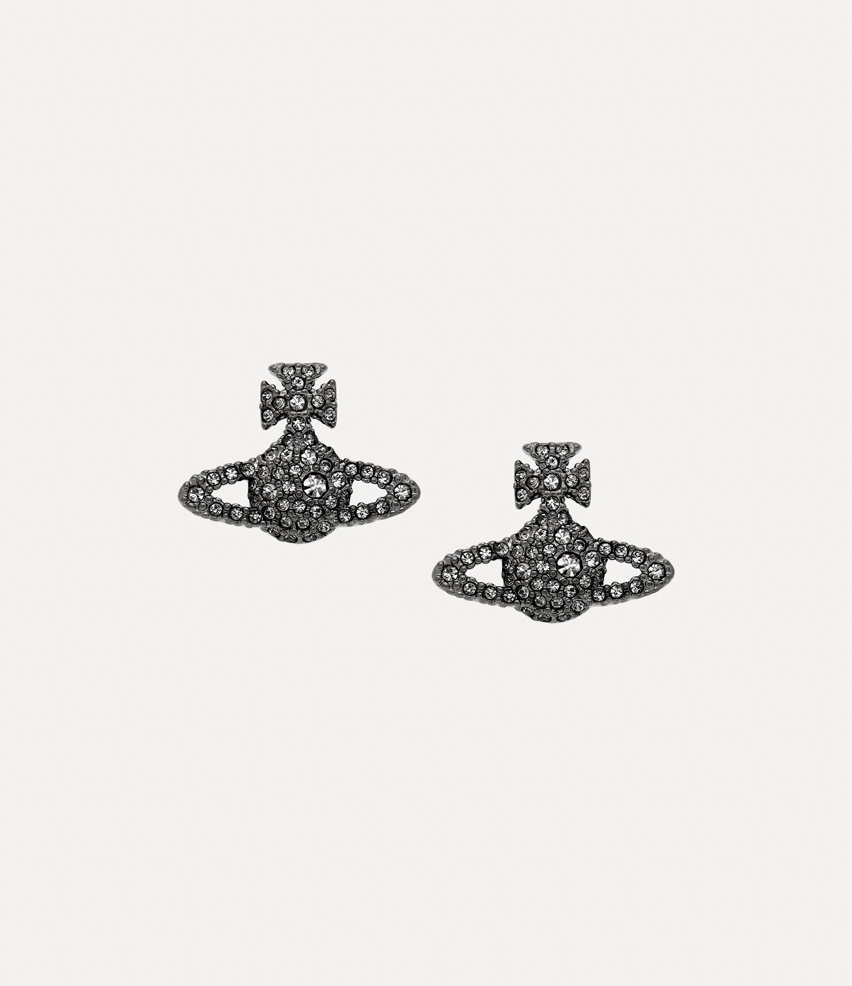 MAN. GRACE BAS RELIEF SINGLE STUD - 1