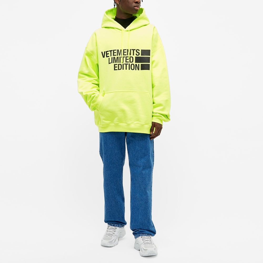 VETEMENTS Oversized Logo Limited Edition Hoody - 6