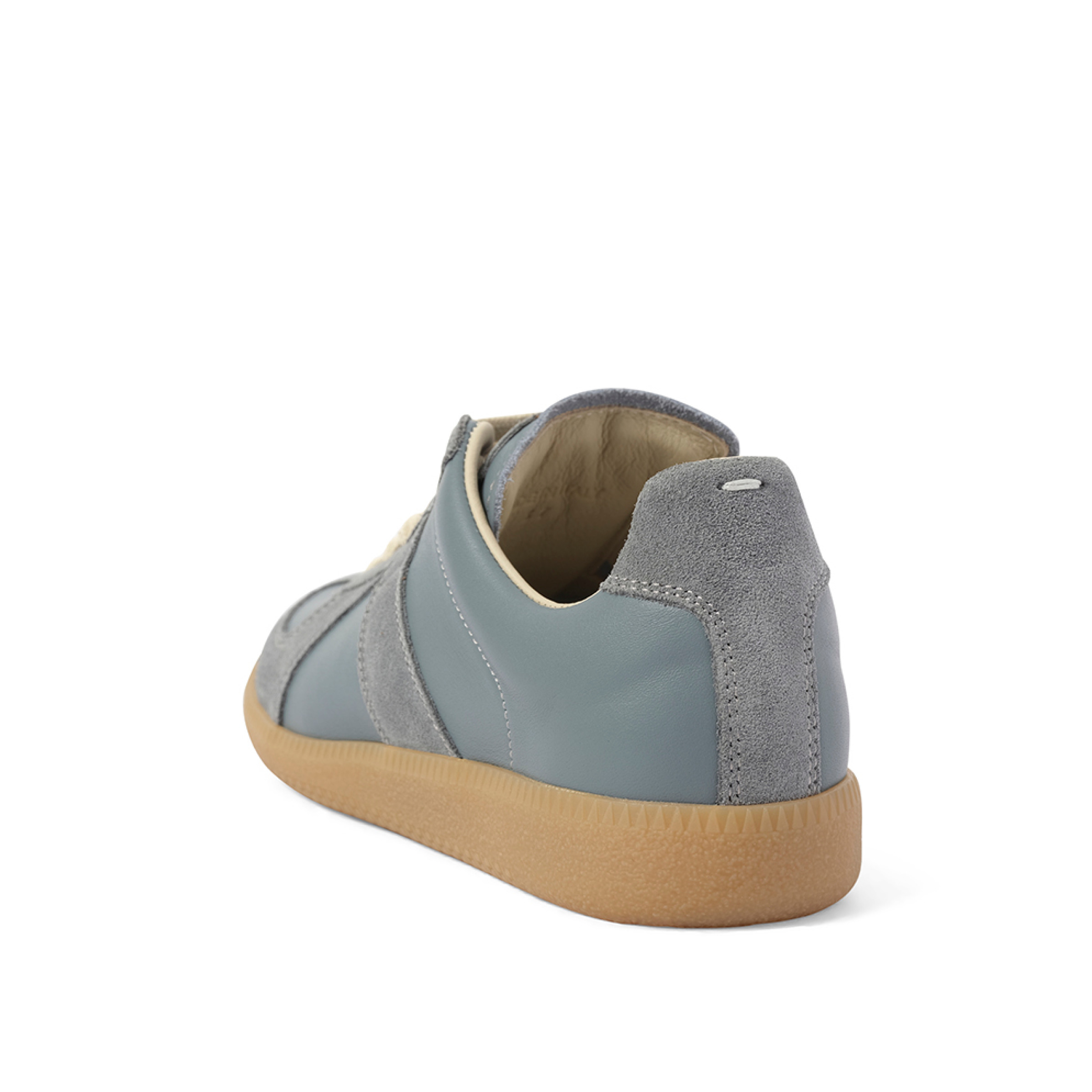 Replica Sneaker in Cloud - 3