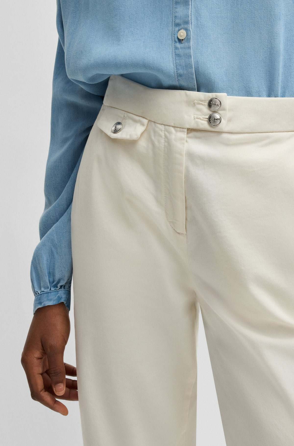 CASUAL CHINOS IN STRETCH-COTTON SATIN - 5