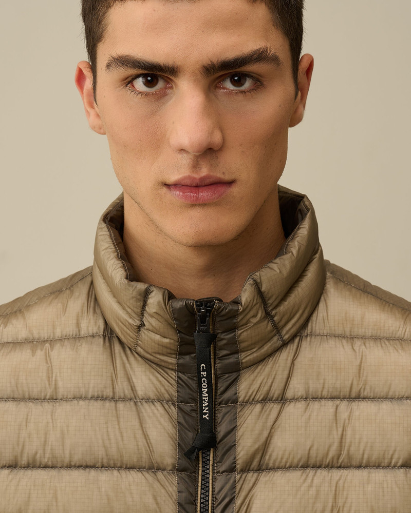 D.D. Shell Lens Down Vest 5