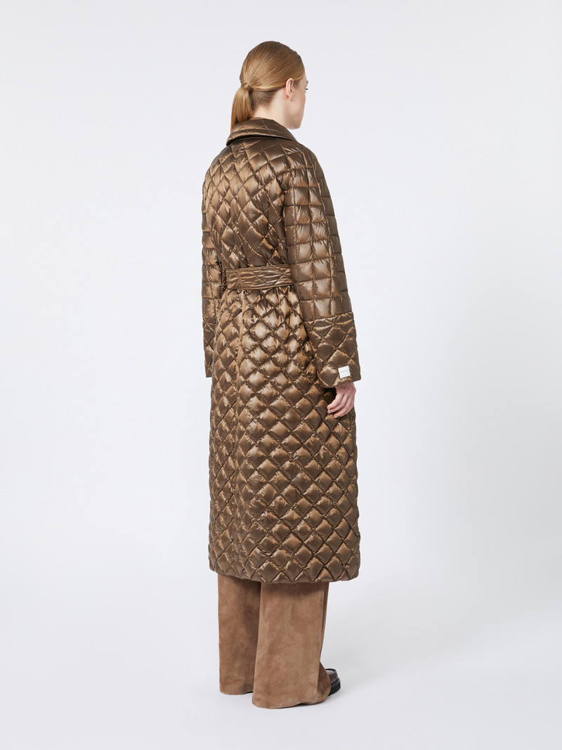 SPACES Long quilted down jacket in water-repellent fabric 4